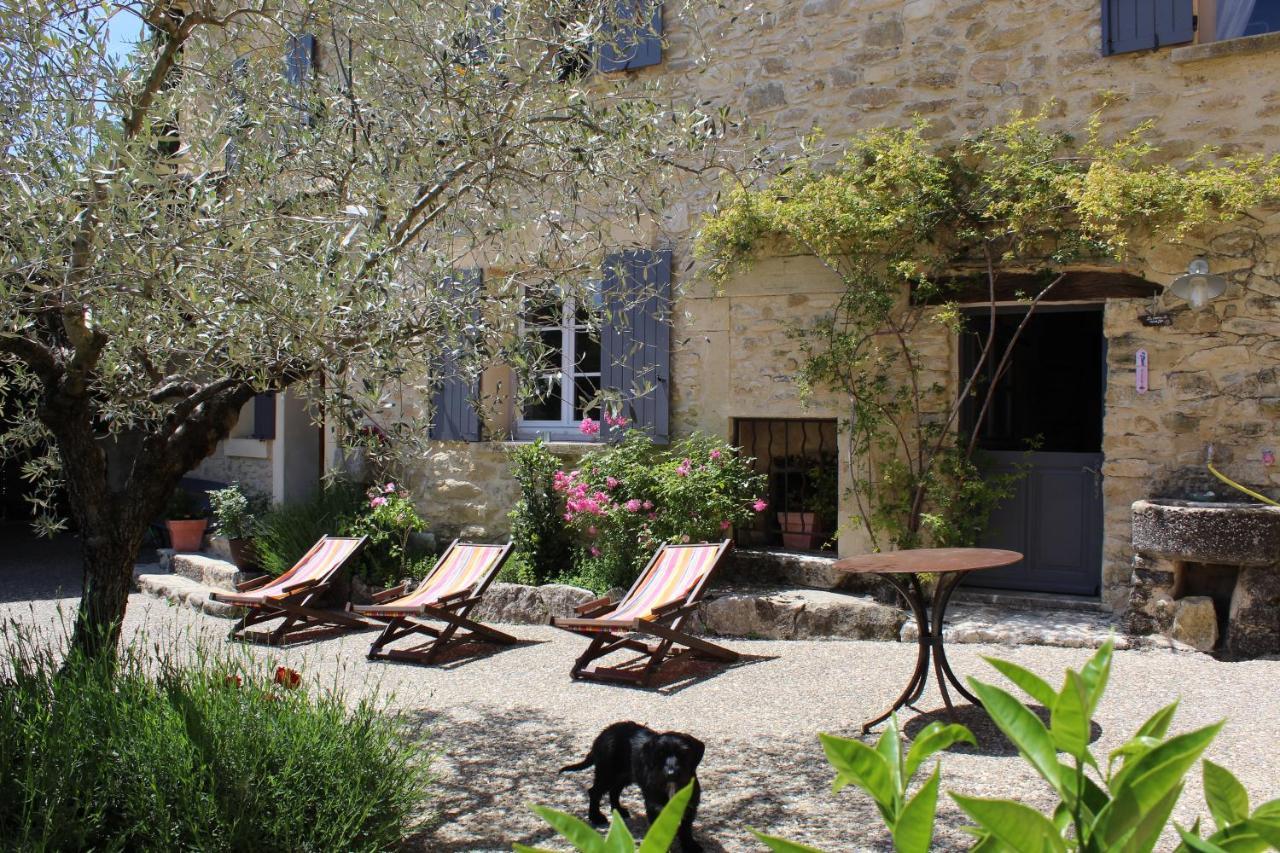 Les Logis De Paban Bed & Breakfast Crestet Exterior photo